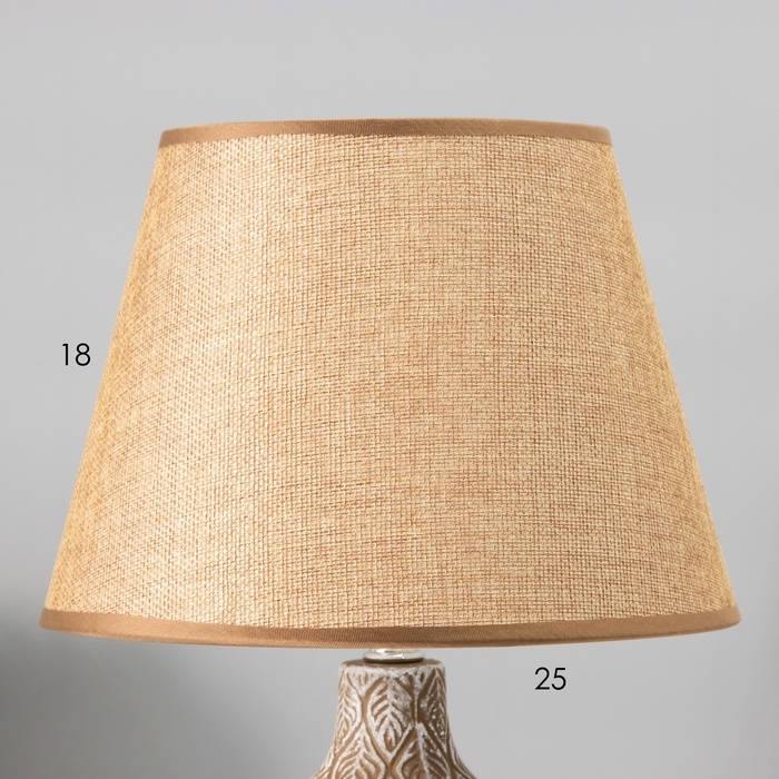 Настольная лампа с абажуром RISALUX «Джесси», Е14, 40 Вт, шоколадно-белый, 25×25×39 см Настольная лампа с абажуром RISALUX «Джесси», Е14, 40 Вт, шоколадно-белый, 25×25×39 см