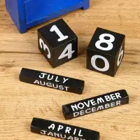 Календарь настольный "Экзотическая рыбка" дерево 11х5х14 см, цв. синий