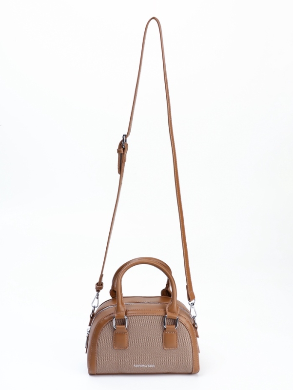 Сумка женская, 22*7*14, отд на молнии, длин ремень, коричневый Сумка женская, 22*7*14, отд на молнии, длин ремень, коричневый