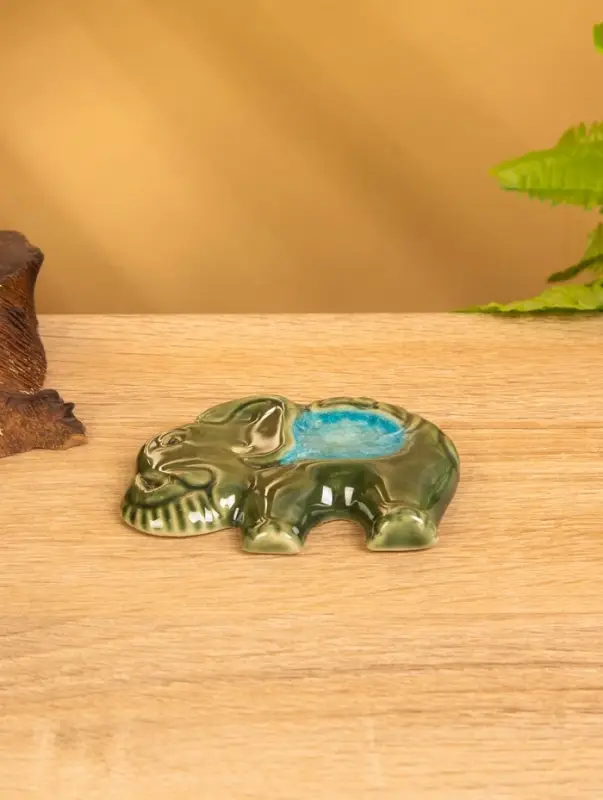Подставка под благовония "Слон" керамика, цв. зелёный, 8х6,5х1 см