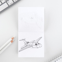 Подарочный набор: блокнот-раскраска и восковые мелки «23 февраля» Подарочный набор: блокнот-раскраска и восковые мелки «23 февраля»