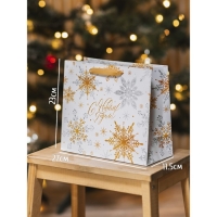 Пакет подарочный новогодний ламинированный &laquo;Волшебные снежинки&raquo;, ML 27 х 23 х 11,5 см, Новый год