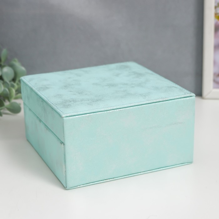 Шкатулка кожзам для украшений "Серебряный блеск на голубом" 8х14,5х14,5 см