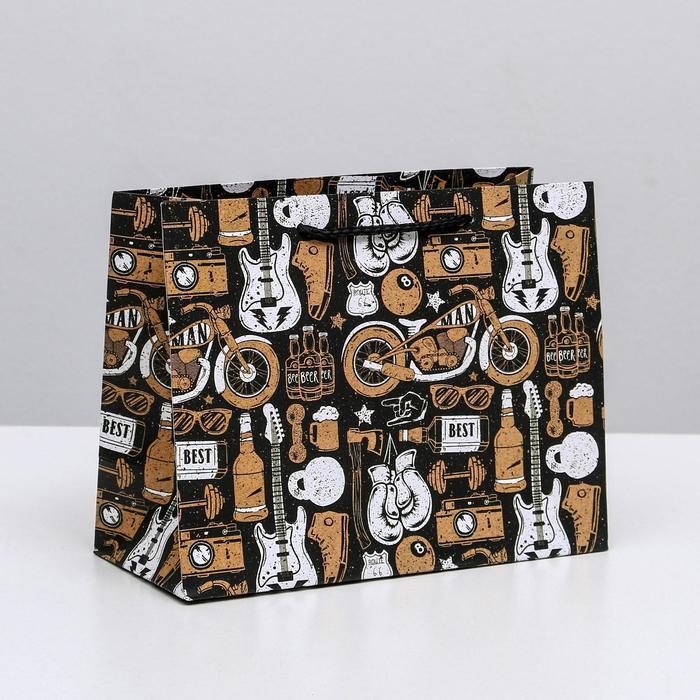 Пакет подарочный ламинированный горизонтальный, упаковка, &laquo;For the best man&raquo;, MS 23 х 18 х 10 см