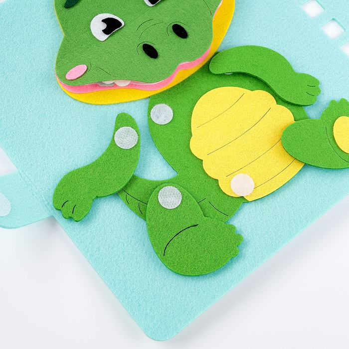 Развивающая книжка &laquo;Лечим зубки&raquo;