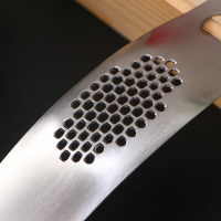 Пресс для чеснока Magistro Steel, 19,5&times;4,5 см, нержавеющая сталь, цвет серебристый