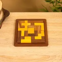 Головоломка "Паззл" 16х16х2 см, дерево шишам