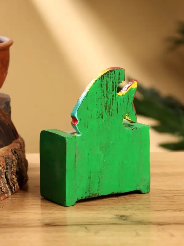 Календарь настольный "Рыбка" дерево 7х4х9 см, цв. зелёный