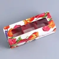 Коробка с обечайкой для 3 конфет, с окном &laquo;8 марта&raquo;, 13&times;5&times;3.3 см