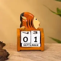 Календарь настольный "Рыбка" дерево 7х4х9 см, цв. оранжевый