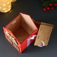 Шкатулка "Новогодний домик" с магнитом, 13,5х11,5х21 см, красный