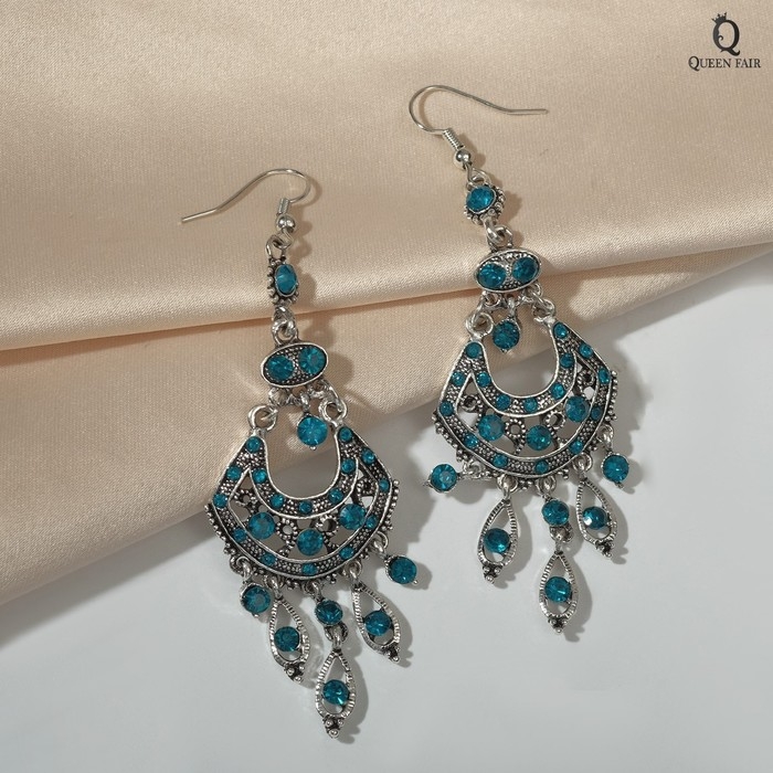 Серьги висячие со стразами «Восток» веер, цвет голубой в чернёном серебре, 9 см Серьги висячие со стразами «Восток» веер, цвет голубой в чернёном серебре, 9 см