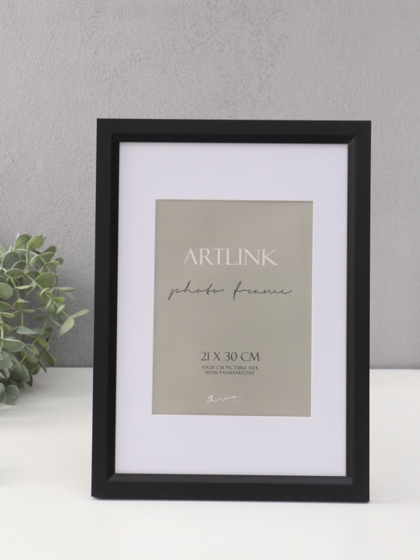 Фоторамка МДФ "Anna" 21х30 см, с паспарту (15х20 см), чёрный (пластиковый экран)