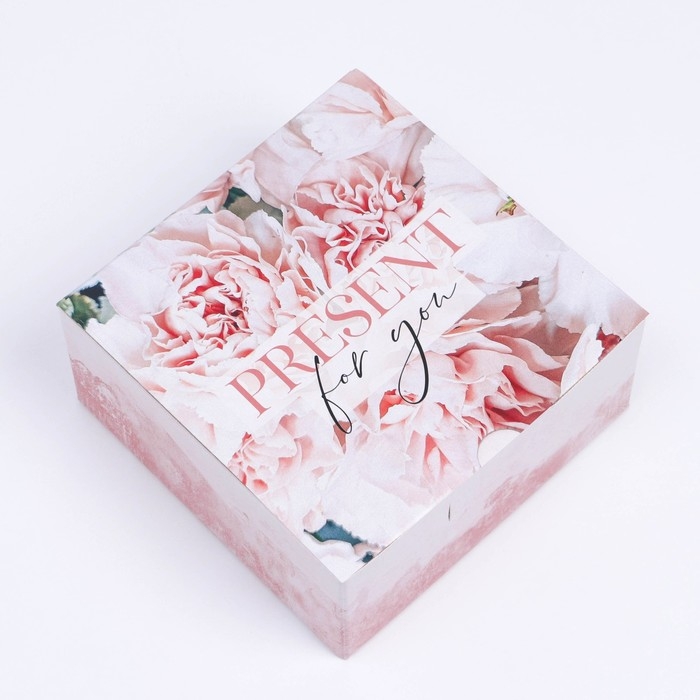 Коробка подарочная сборная, упаковка, «Present», 15 х 15 х 7 см Коробка подарочная сборная, упаковка, «Present», 15 х 15 х 7 см