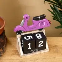 Календарь настольный &laquo;Мопед&raquo;, 14&times;5.5&times;14.5 см, дерево, фиолетовый