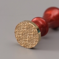 Печать для сургуча с пластиковой ручкой "Цветочная плитка" 6,3х2,5х2,5 см Печать для сургуча с пластиковой ручкой "Цветочная плитка" 6,3х2,5х2,5 см