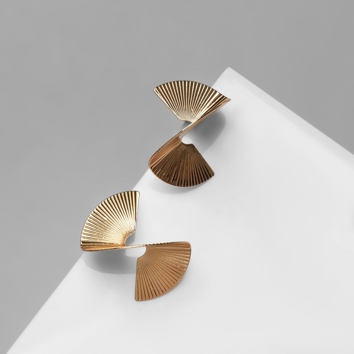 Серьги металл &laquo;Веер&raquo;, цвет золото
