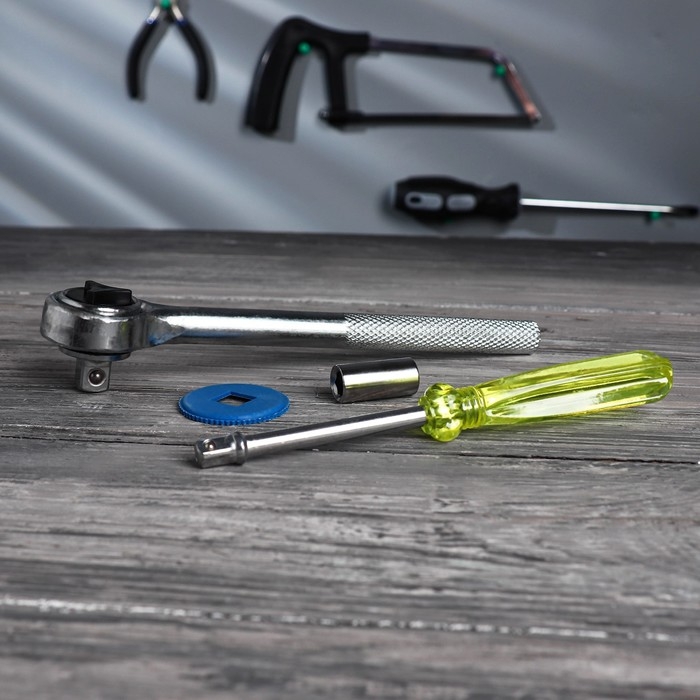 Набор инструментов в кейсе &laquo;Инструментище&raquo;, автомобильный, 60 предметов