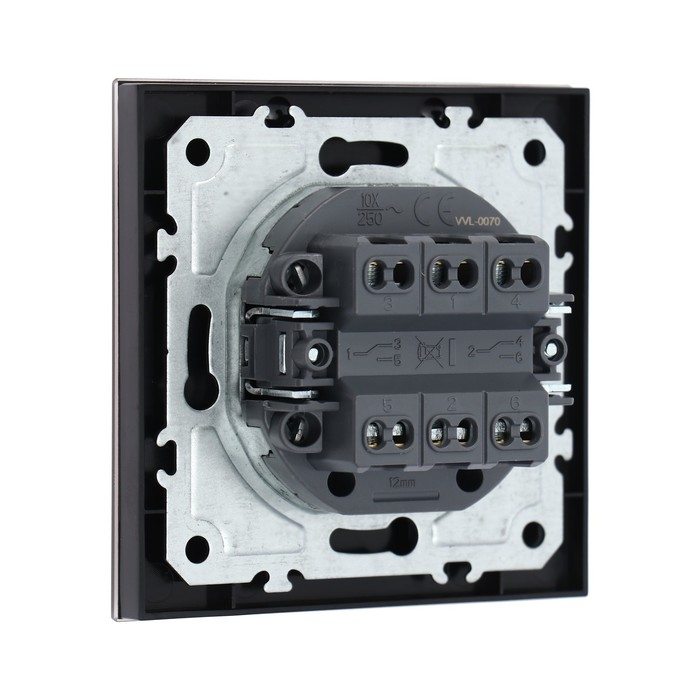 Выключатель проходной TOT Matte Glass, 10 А, 2 кл., скрытый, стекло, черный Выключатель проходной TOT Matte Glass, 10 А, 2 кл., скрытый, стекло, черный