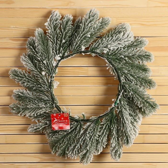 Венок новогодний d- 26 см "Уютная сказка" веточки в снегу