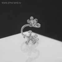 Серьга &laquo;Кафф&raquo; два цветка, цвет белый в серебре