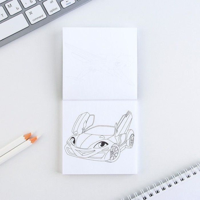 Подарочный набор: блокнот-раскраска и восковые мелки &laquo;Юному герою&raquo;