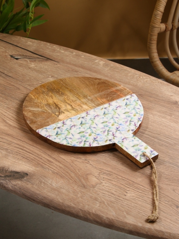 Доска разделочная круглая "Оттенки сирени" дерево манго 36х28 см