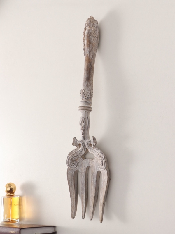 Панно интерьерное полистоун "Винтажная вилка" белая патина 11х46х4,5 см