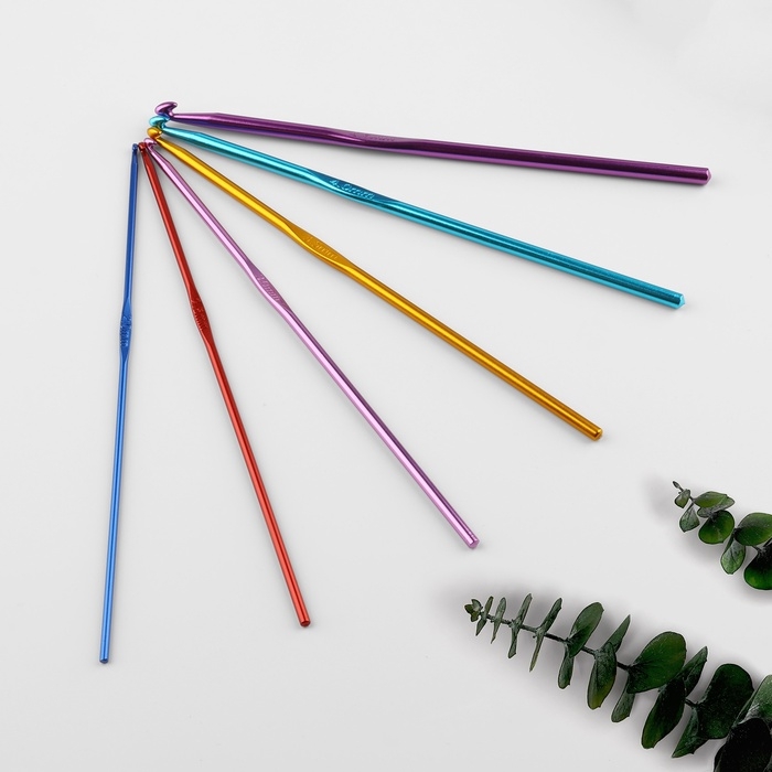 Набор крючков для вязания, d = 2-4,5 мм, 14,5 см, 6 шт, цвет разноцветный Набор крючков для вязания, d = 2-4,5 мм, 14,5 см, 6 шт, цвет разноцветный