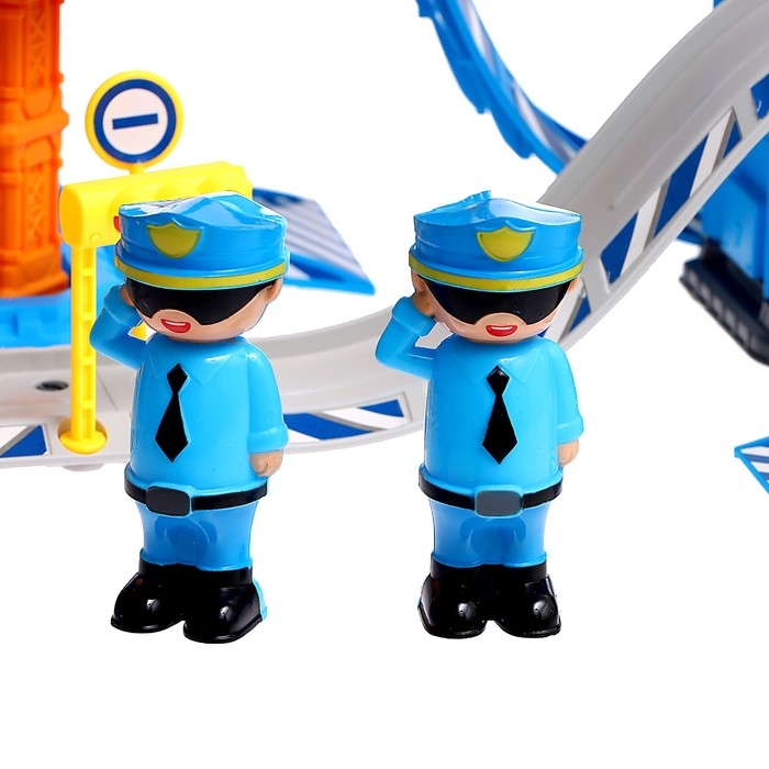 Парковка «Полицейский участок», с металлическими машинками и вертолётом Парковка «Полицейский участок», с металлическими машинками и вертолётом