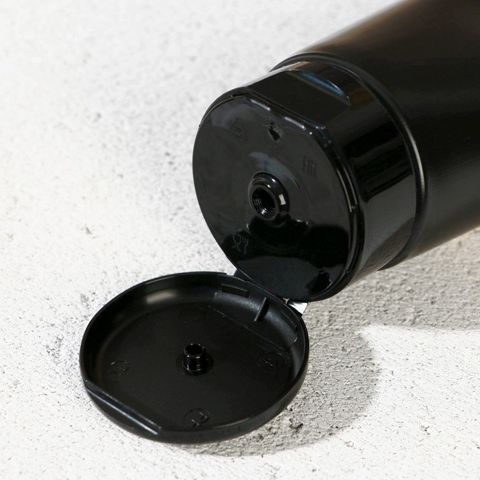 Подарочный набор косметики &laquo;Цунами и молния&raquo;, гель для душа 250 мл и гель для бритья 110 мл, HARD LINE