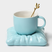 Чайная пара керамическая с ложкой &laquo;Зефирка&raquo;, 2 предмета: чашка 250 мл, блюдце d=13 см, цвет голубой