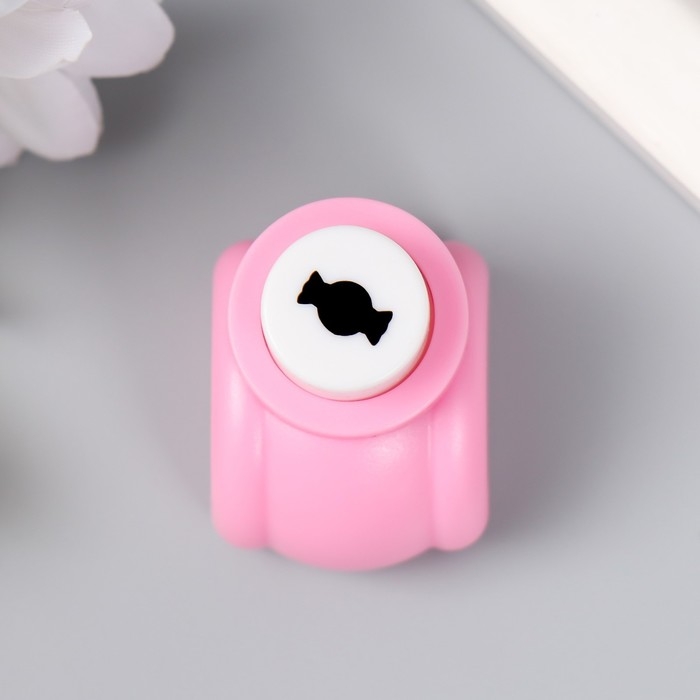 Набор для скрапбукинга "Зигзаги" ножницы фигурные 15,5 см+4 дырокола d=1,2 см10х23 см МИКС