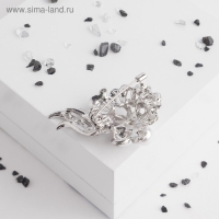 Брошь &laquo;Жемчужный цветок&raquo; ажурный, цвет белый в серебре