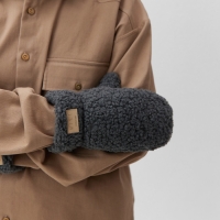 Варежки женские на иск. меху MIST, р-р. 26см, серый Варежки женские на иск. меху MIST, р-р. 26см, серый