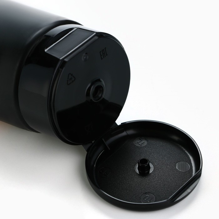 Подарочный набор косметики, гель для душа 250 мл и гель для бритья 110 мл, аромат ирландского виски, HARD LINE