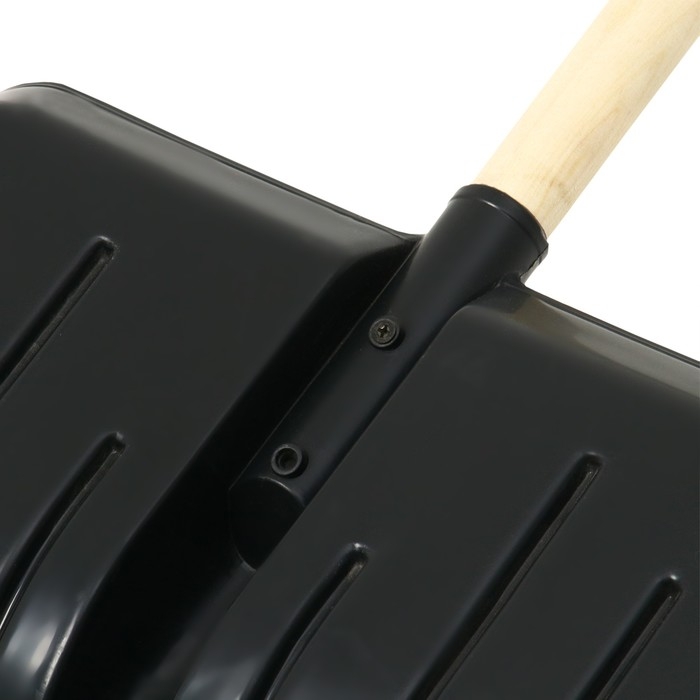 Лопата для уборки снега, пластиковый ковш 410 × 440 мм, оцинкованная планка, деревянный черенок, «Метель» Лопата для уборки снега, пластиковый ковш 410 × 440 мм, оцинкованная планка, деревянный черенок, «Метель»