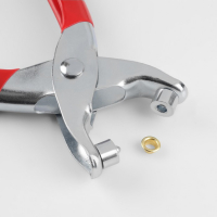 Щипцы для установки блочек, с прорезиненными ручками, с блочками, d = 4 мм, 14 &times; 8 см, цвет серебряный/красный