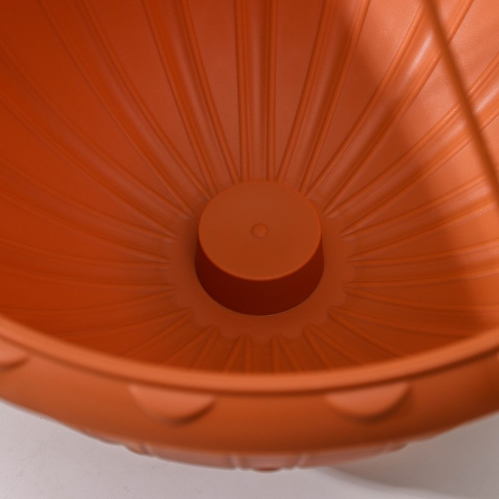 Кашпо уличное для цветов подвесное «Джулия», 8 л, цвет коричневый Кашпо уличное для цветов подвесное «Джулия», 8 л, цвет коричневый