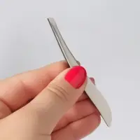 Пинцет для бровей, скошенный, узкий, 9 см