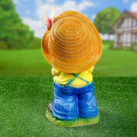 Садовая фигура "Мальчик с цветами" 20х25х46см Садовая фигура "Мальчик с цветами" 20х25х46см