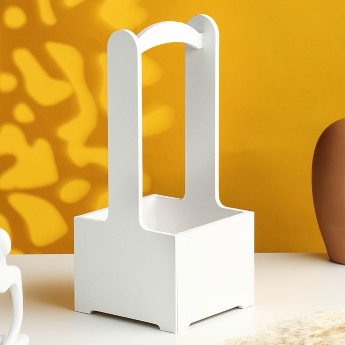 Кашпо - ящик деревянный 13,5х13,5х30 см, белый Кашпо - ящик деревянный 13,5х13,5х30 см, белый