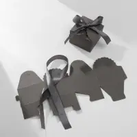 Коробочка подарочная складная &laquo;Сюрприз&raquo; 6&times;6&times;4.5, серый