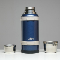 Термос, 3.2 л, Volume "Мастер К", с двумя кружками и ситечком, сохраняет тепло 72 ч, синий