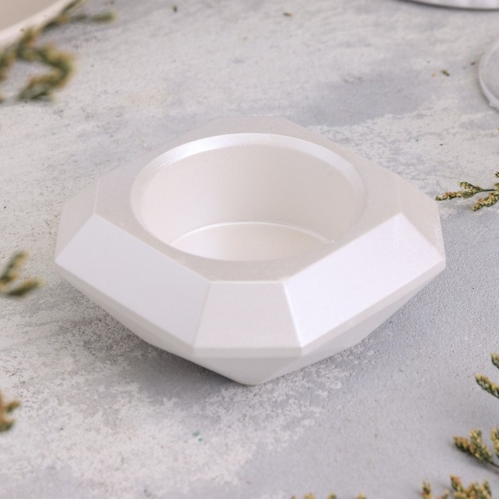 Подсвечник "Квадрат" из гипса со скошенными углами малый,9х3,5см,белый перламутр