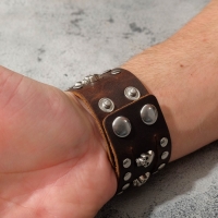 Браслет кожа &laquo;Череп&raquo; точки, цвет коричневый с серебром, 23 см