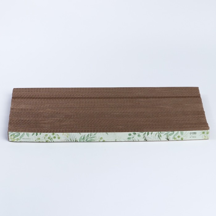 Когтеточка из картона с кошачьей мятой «Мятная зелень», 45 см х 20 см х 3 см Когтеточка из картона с кошачьей мятой «Мятная зелень», 45 см х 20 см х 3 см