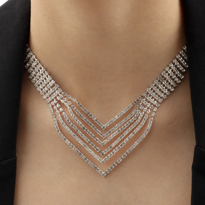 Набор 2 предмета: серьги, колье &laquo;Лёд&raquo;, 6 рядов, цвет белый в серебре, 34 см