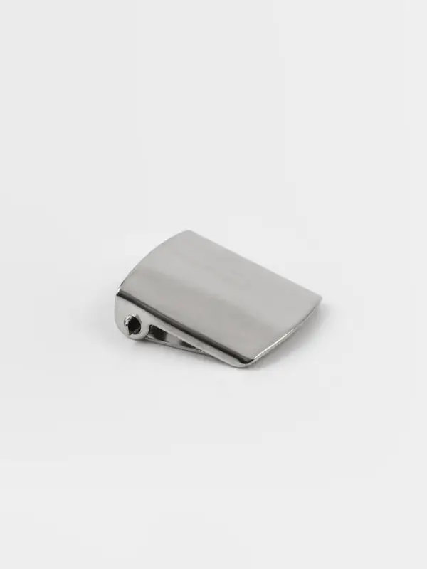 Застёжка для кепки, с люверсом, 2&times;2 см, цвет серебряный