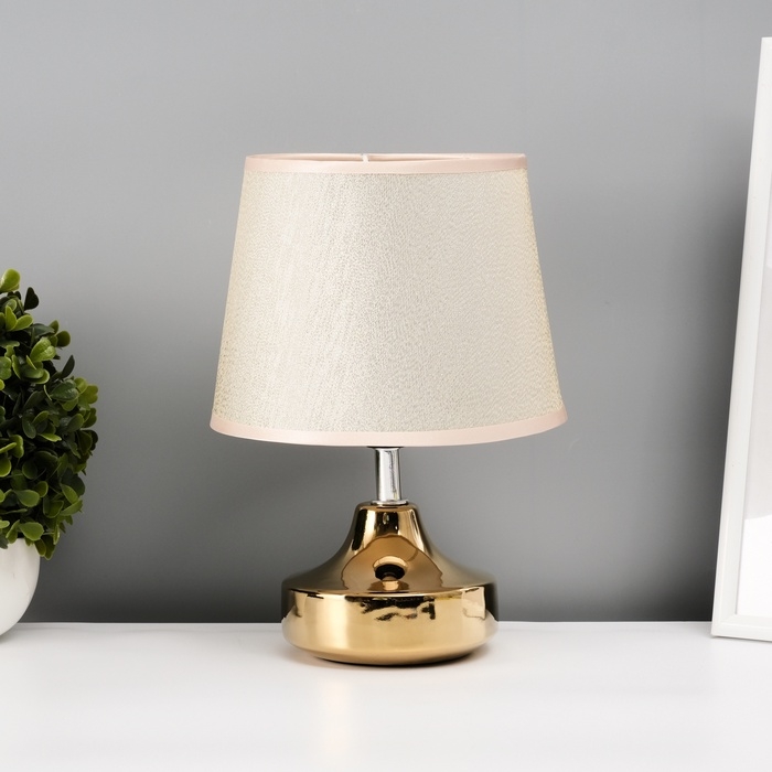 Настольная лампа с абажуром RISALUX &laquo;Блеск&raquo;, 1&times;40 Вт, Е27, 17&times;17&times;24 см